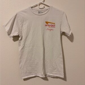 In-N-Out Burger Arizona T-Shirt S White 2021 Sunset Classic Car Graphic Tee